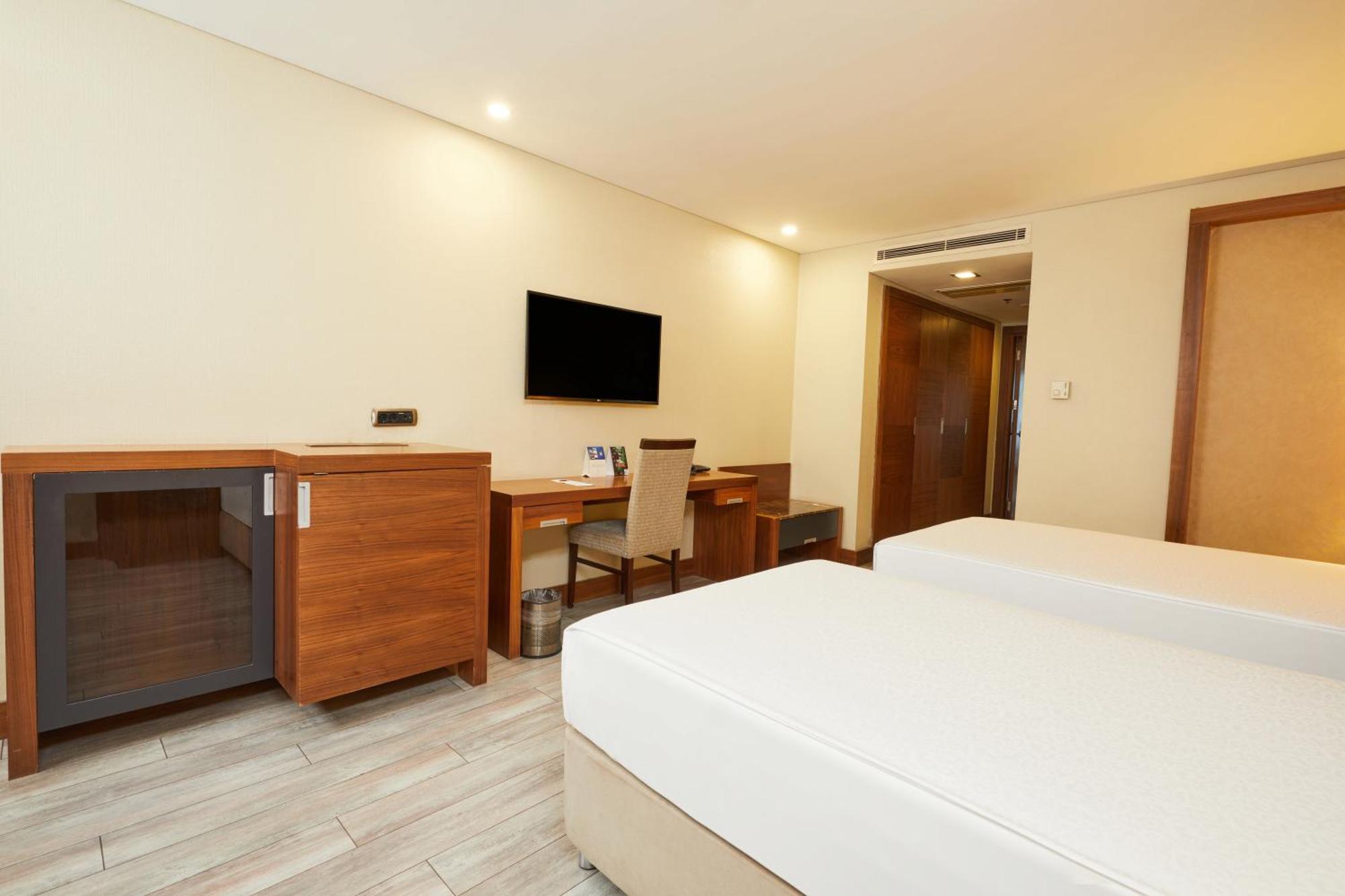 Dedeman Konya Hotel Convention Center Ngoại thất bức ảnh